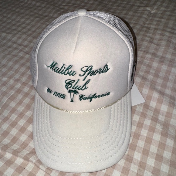 Urban Outfitters Trucker Hat - Picture 1 of 3